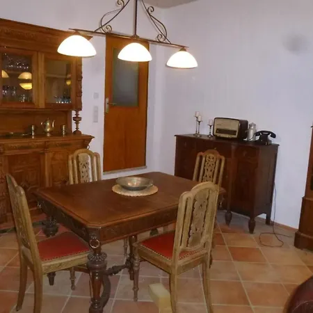 Apartment Moselidyll-traumferienwohnung In Exponierter Moselufer-lage By Interhome