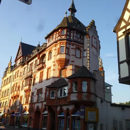 Moselidyll-traumferienwohnung In Exponierter Moselufer-lage By Interhome *