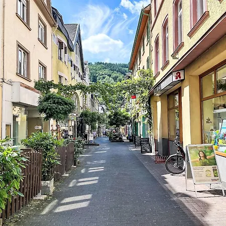 Moselidyll-traumferienwohnung In Exponierter Moselufer-lage By Interhome * Traben-Trarbach