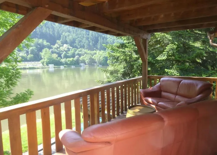 Moselidyll-traumferienwohnung In Exponierter Moselufer-lage By Interhome Apartamento *