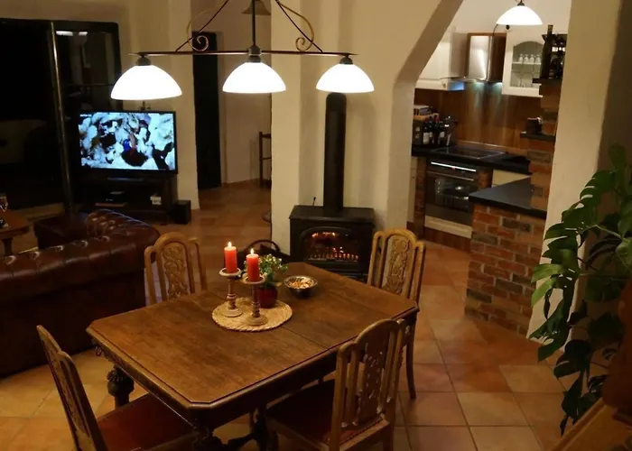 Moselidyll-traumferienwohnung In Exponierter Moselufer-lage By Interhome Apartamento