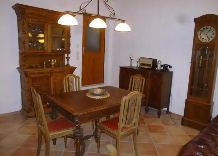 Apartamento Moselidyll-traumferienwohnung In Exponierter Moselufer-lage By Interhome