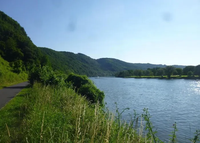 Moselidyll-traumferienwohnung In Exponierter Moselufer-lage By Interhome Apartamento *